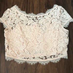 Adrianna Papel Lace Crop (Lined) Size US2